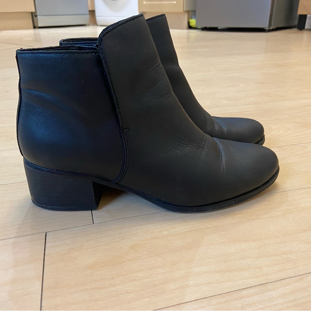 Naturalizer Black Ankle Boots